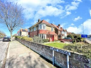 Westbrook Avenue, Westbrook