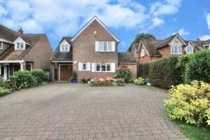 Holbart, Westcourt Lane, Shepherdswell, Dover